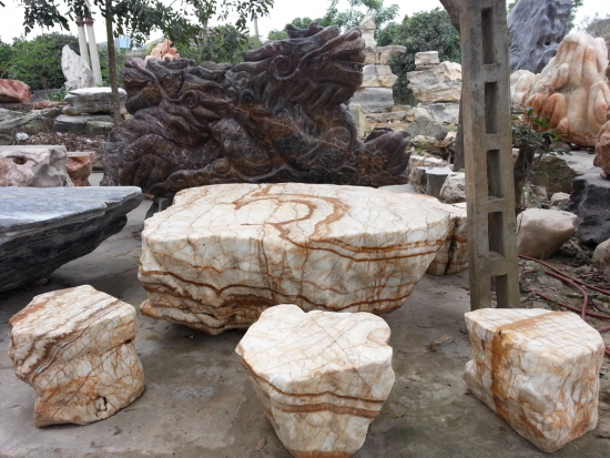Bộ bàn ghế đá
