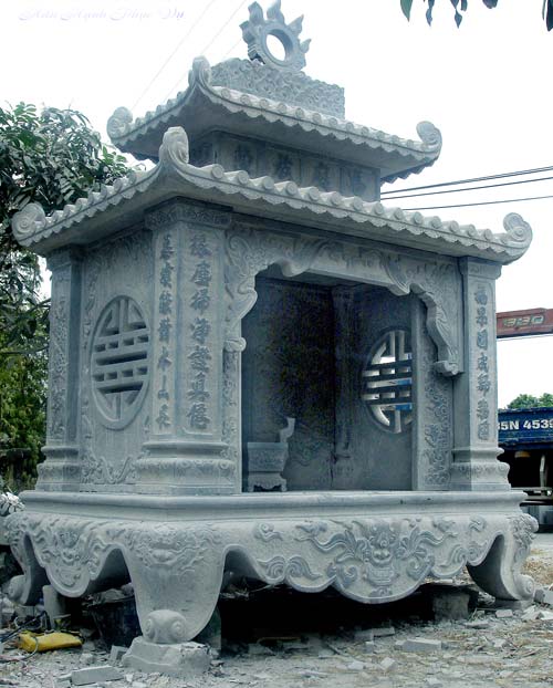 Lăng thờ 1